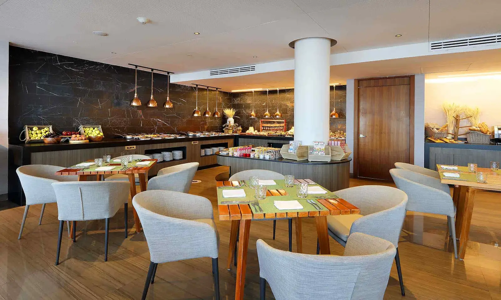 family-selection-grand-palladium-costa-mujeres-resort-spa-gastronomia