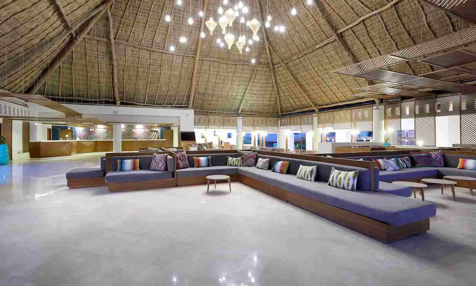 grand-palladium-vallarta-lobby