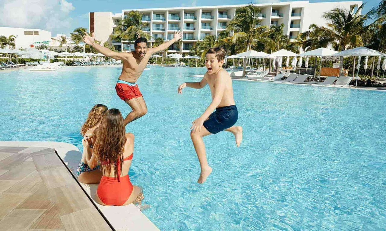 family-selection-grand-palladium-costa-mujeres-resort-spa-el hotel-3