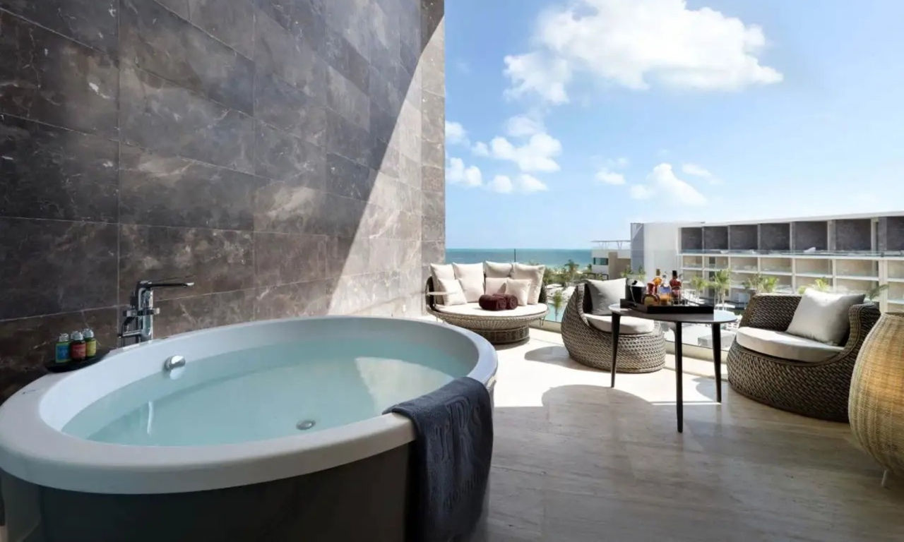 TRS-CORAL-LOFT-SUITE-10-MG-1027