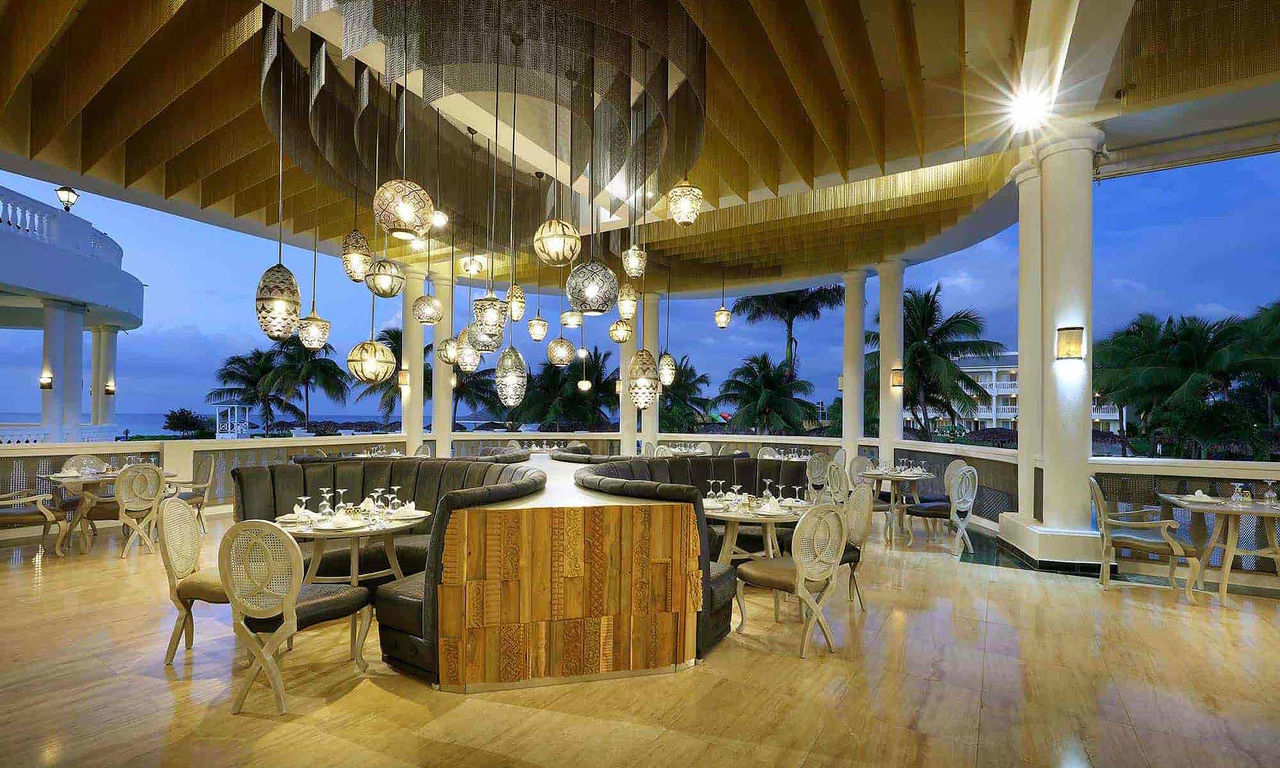 Grand-Palladium-Jamaica-Resort-Spa_Restaurante-a-la-carta-Bhogali