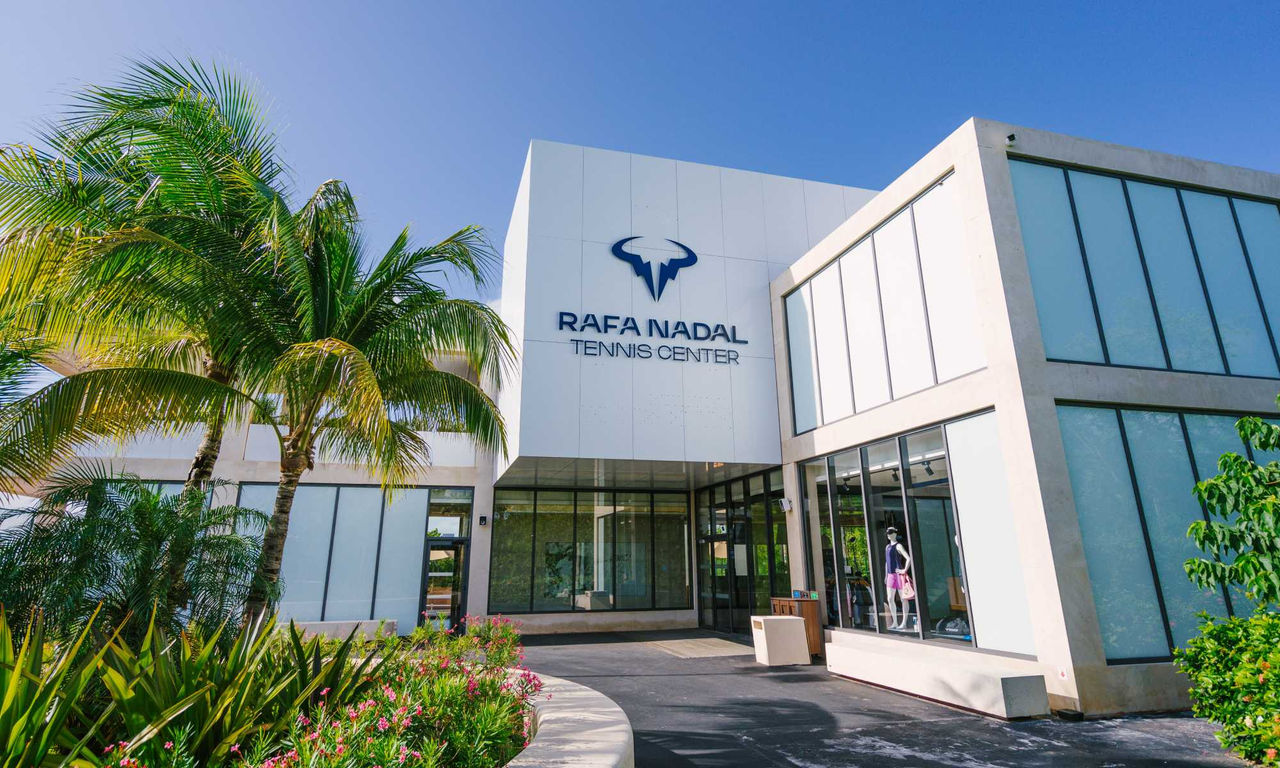 grand-palladium-select-costa-mujeres-resort-spa-rafa-nadal